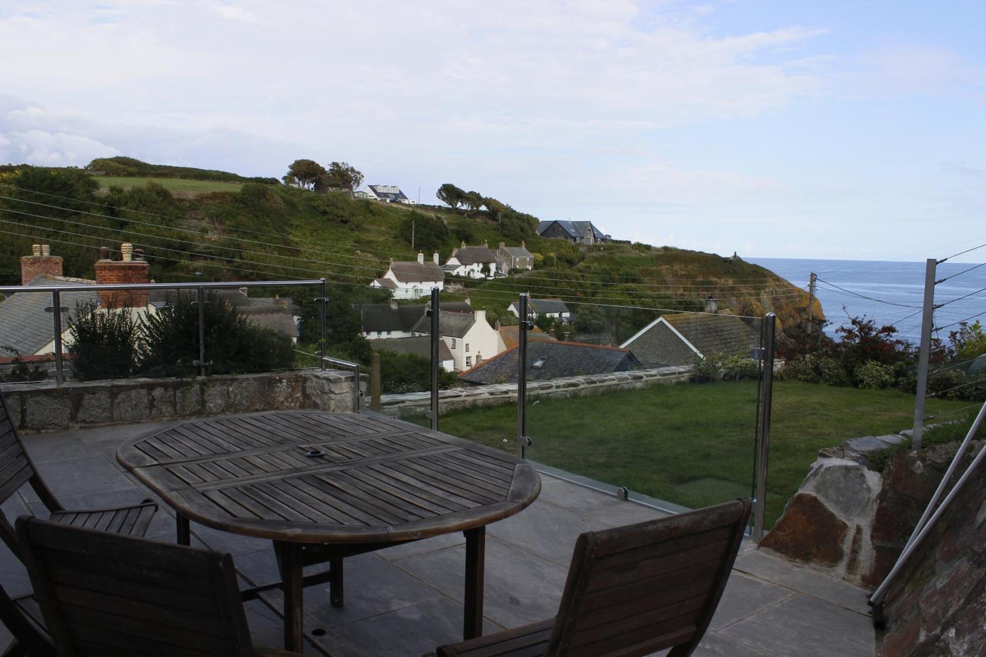 Spinnaker Cadgwith Holiday Home Esterno foto